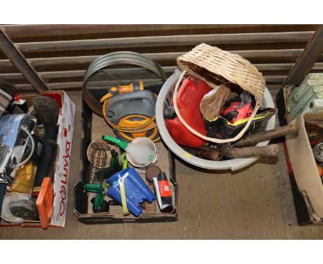 A quantity of garden related items to include plastic fuel tank, metal sieve, hose lock and reel, paint brushes, garden shear
