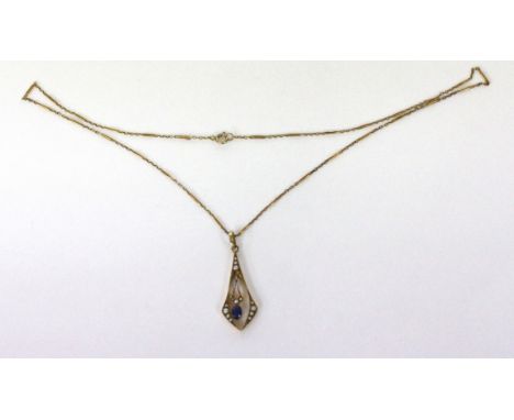 AN EARLY 20TH CENTURY 15 CARAT YELLOW GOLD SAPPHIRE AND SEED PEARL PENDANT on a 15 carat elongated box link chain