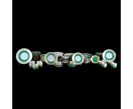 Ninety One (91) Pcs Ginori Green Pompei Dinnerware Set. Includes: 12 plates 9-3/4", 12 salad plates, 12 bread plates, 12 soup