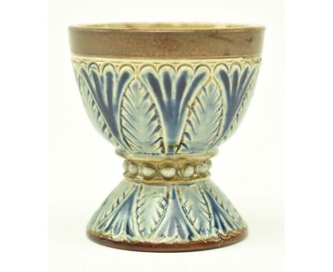 Robert Wallace Martin - An early Martin Brothers 1876 Victorian stoneware egg cup. The egg cup featuring Aesthetic inspired d