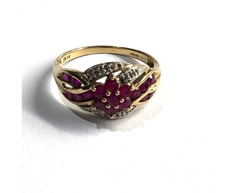 9ct gold ruby &amp; diamond ring weight 2.7g 