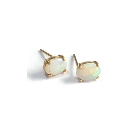 18ct gold opal earrings weight 1.2 