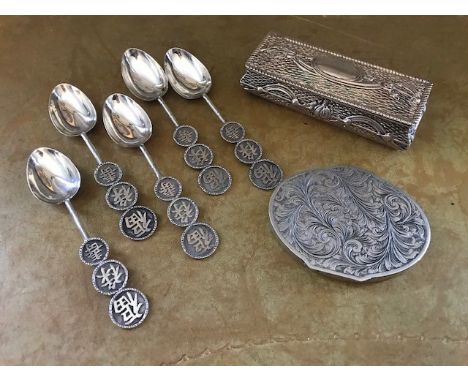 Assorted silver, to include a trinket box, five oriental white metal teaspoons, and an .800 standard silver oval powder compa