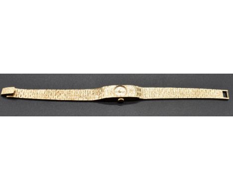 A vintage 9ct gold Accurist manual wind ladies bracelet watch, 22.2g. 