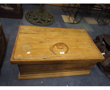 A Pine Tool Box For Restoration.