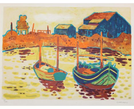 Charon, Guy: (französisch 1927-2021). Kleine Fischerboote vor Küste. Farblithographie. Ca. 39 x 55 cm. Unten sign. u. num. mi