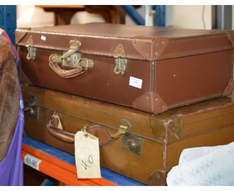 2 VINTAGE CASES    