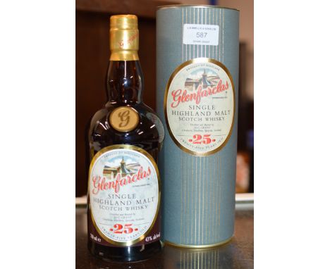 GLENFARCLAS 25 YEAR OLD SINGLE HIGHLAND MALT SCOTCH WHISKY, WITH PRESENTATION BOX - 700ML, 43% VOL    
