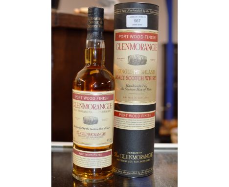 GLENMORANGIE PORT WOOD FINISH SINGLE HIGHLAND MALT SCOTCH WHISKY, WITH PRESENTATION BOX - 70CL, 43% VOL    