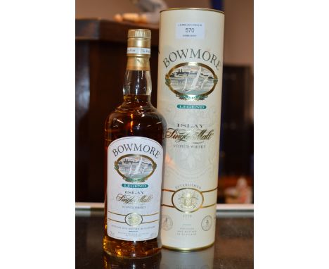BOWMORE LEGEND ISLAY SINGLE MALT SCOTCH WHISKY, WITH PRESENTATION BOX - 700ML, 40% VOL    