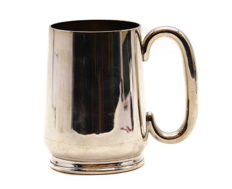 A silver mug,by Robert Pringle &amp; Sons, London 1923, 12cm high10.8oztCondition ReportLight surface wear throughout.