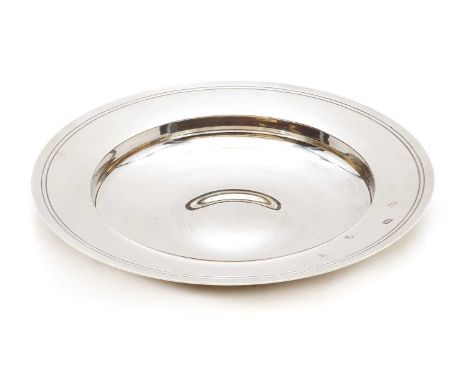 A silver Armada dish,by Asprey &amp; Co Ltd, London 1963, 25.5cm diameter,21oztCondition ReportLight surface scratches, more 