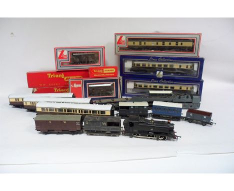 Foster (M) Hornby Dublo Trains, 1st Edition, London 1980, various catalogues, track plans, accessories and a variety of carri
