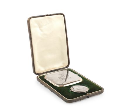 A Military Presentation 9ct gold vesta and cigarette case - 5th Battalion Yorkshire Regiment Sampson Mordan &amp; Co Ltd, Che