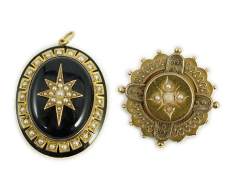A Victorian yellow metal, black onyx, black enamel and split pearl set oval mourning pendant, 41mm and a Victorian 15ct, cora