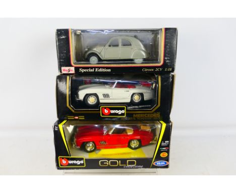 Burago - Maisto - 3 boxed 1/18 scale diecast vehicles to include #3023 Mercedes Benz 300SL "Roadster" (1957), #31835 Citroes 