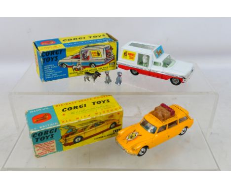 Corgi - A pair of diecast vehicles to include #486 Kennel Service Wagon with Four Dog (contents present) and #436 Citroen Saf