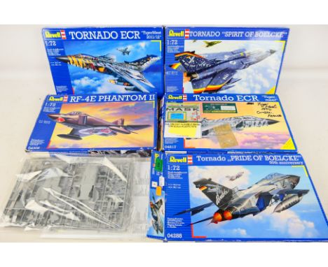 Revell - Five boxed 1:72 scale plastic military aircraft model kits from Revell. Lot includes #04390 Tornado 'Spirit of Boelc
