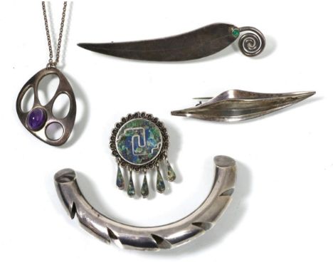 A Danish leaf brooch, by Hernmann Siersbol, a Scottish silver amethyst pendant on chain, a Scottish silver chrysoprase brooch