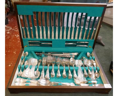 Fine quality canteen of cutlery by K Bright LTD of Sheffield