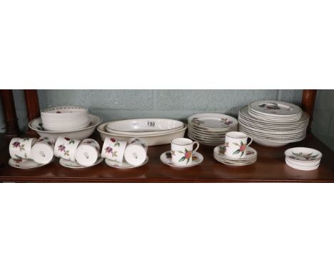 Collection of ceramics to include Royal Worcester Arden pattern &amp; Queens Hookers Fruit
