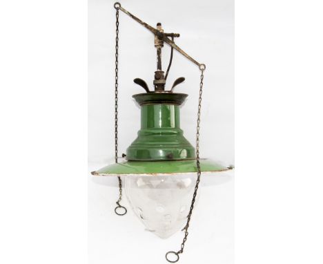 SR small Sugg enamel platform lamp complete with chains and glass globe. In excellent condition measures 12in diameter x 17in