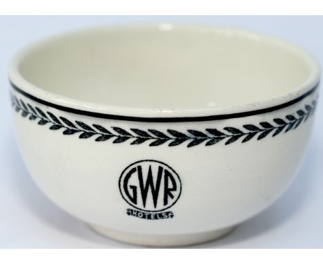 GWR black Leaf pattern china finger bowl, base marked J&G Meakin. In excellent condition measuring 3in diameter x 1.5in tall.