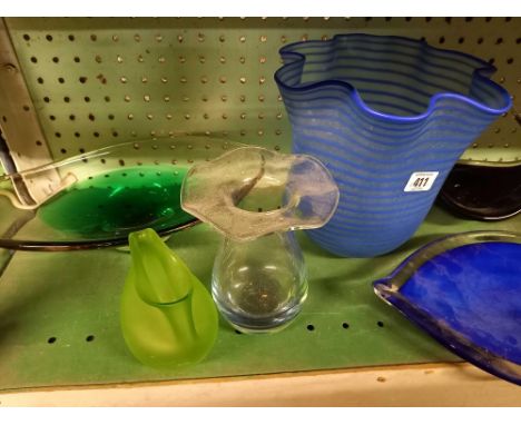 SHELF OF GLASS VASES, BOWLS ETC