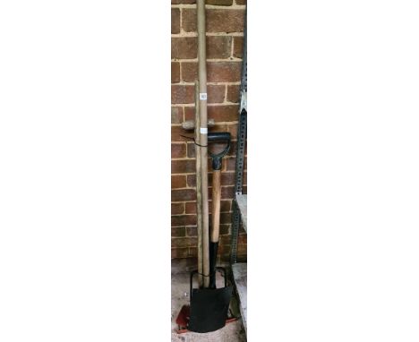 4 GARDEN TOOLS INCL; SPADE &amp; FORK