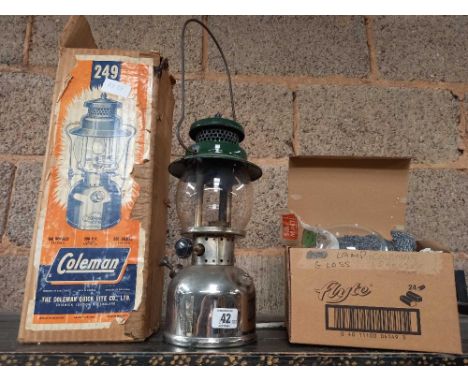 COLEMAN PARAFFIN LAMP WITH SPARE GLASS