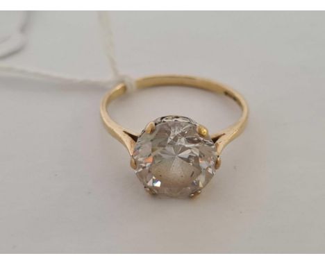 HALLMARKED 9ct GOLD SOLITAIRE RING