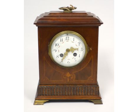 Edwardian mahogany, boxwood line inlaid mantel clock, the circular painted dial with Arabic numerals, to a twin train movemen