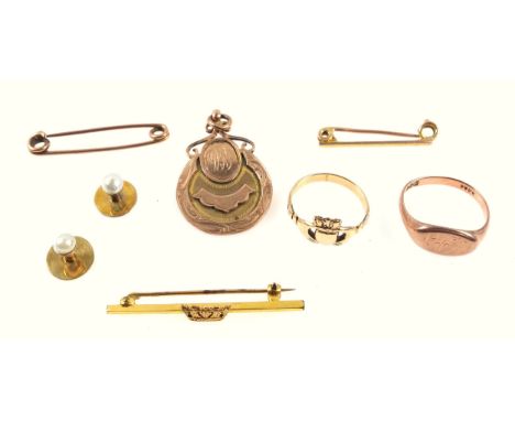 George V 9ct gold pendant, Birmingham 1927, 9ct crown tiepin, similar signet ring, another ring, 2 tiepins and a pair of pear