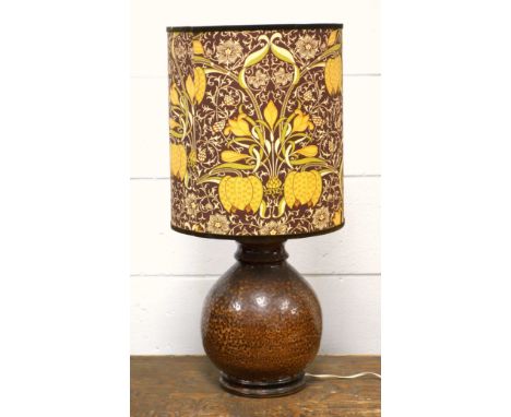 An Iden Pottery, Sussex table lamp base and shade (after a William Morris design), with brown textured effect glaze, 31cm hig