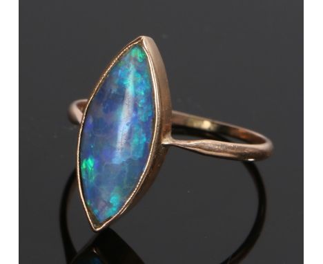 Opal set ring, with a navette opal to the head, ring size Q