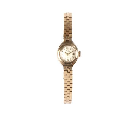 Bentina Star 9 carat gold ladies wristwatch, the signed cream dial with gilt Arabic and baton markers, manual wound, the case