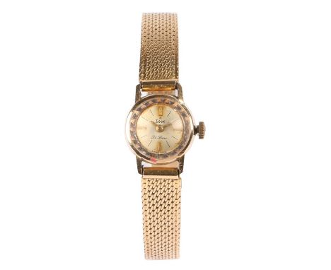 Edox Deluxe 18 carat gold ladies wristwatch, the dial with baton markers, manual wound, on an 18 carat gold bracelet, the cas