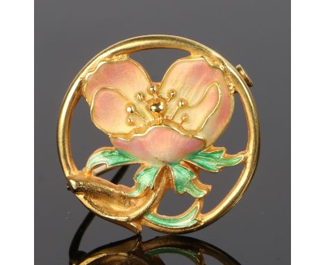 Masriera 18 carat gold and enamel brooch, with a flower head and curled leaves, 28mm diameter 