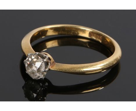 18 carat gold diamond solitaire ring, the round cut diamond at approximately 0.50 carat, ring size M