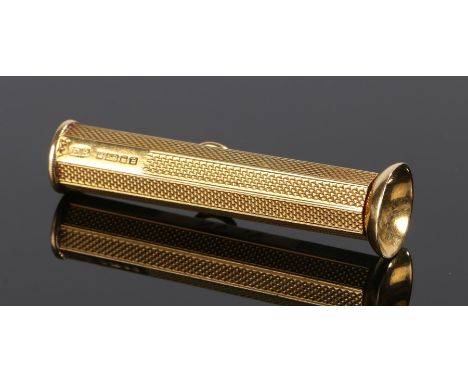 18 carat gold cigar pricker, with an engine turned removable cover and the pricker inside, the cover with Alan engraved, 8.2 