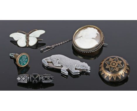 Jewellery, to include a 19th Century tortoiseshell brooch with inlaid gold design, a cameo brooch, a silver and enamel butter