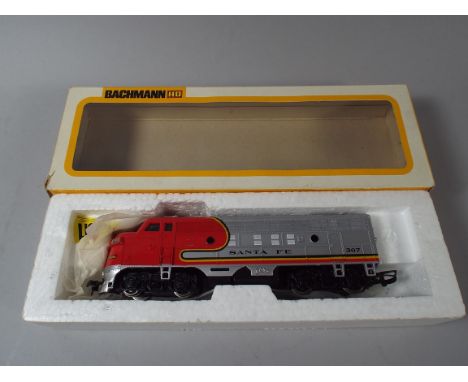A Bachmann OO Gauge 41-615-02 EMD F9 Diesel, Santa Fe