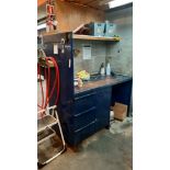 CABINET DE TRAVAIL EN MÉTAL 3 TIROIRS ET 1 PORTE 60'' X 29''