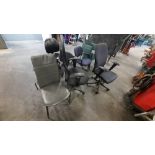 LOT DE CHAISES ET FAUTEUILS DE BUREAU