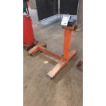 SUPPORT À MOTEUR SUR ROUES