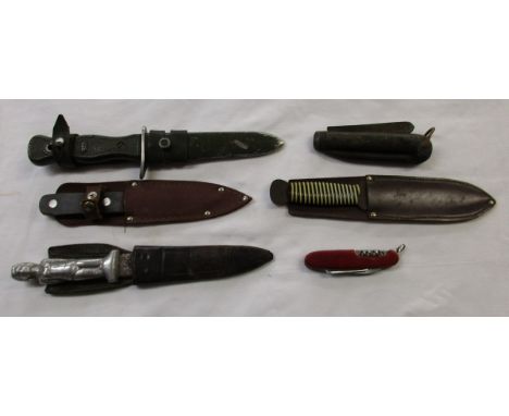 Collection of knives & pen knives