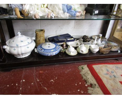 Shelf of china etc. to include Wade, Royal Worcester & Minton