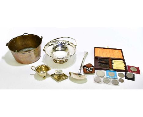A small quantity of assorted silver plate, including comport, ladle, etc, with a small brass jam pan, assorted collectors'/co
