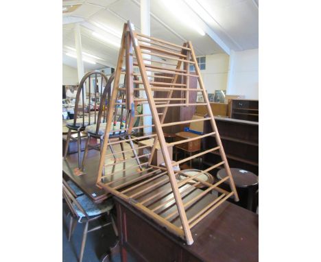 VINTAGE WOODEN FOLDING COT