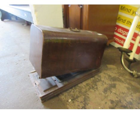 VINTAGE WOODEN CASED SEWING MACHINE, 47CM WIDE